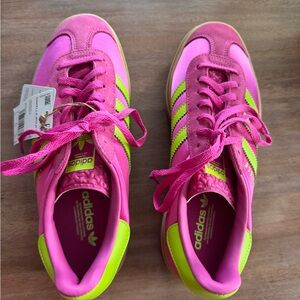 NWT Adidas Gazelle Bold Women's Platform Sneakers Size 7.5